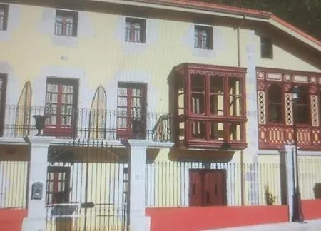 Hotel La Casona & Castro Urdiales *
