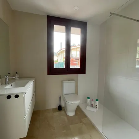 Hotel La Casona & Castro Urdiales Otañes