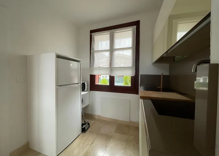 La Casona & Castro Urdiales Hotel