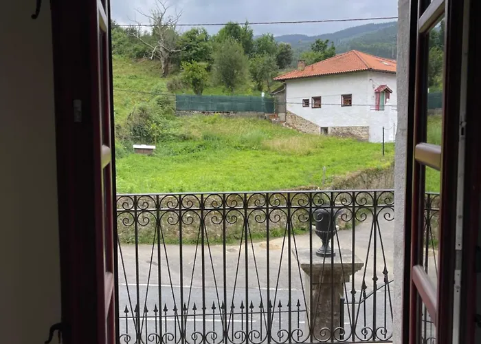 Hotel La Casona & Castro Urdiales *