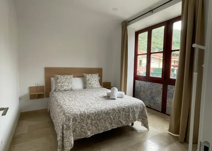 La Casona & Castro Urdiales * Otañes