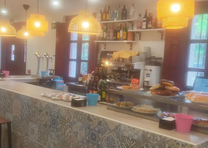 Hotel La Casona & Castro Urdiales *