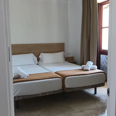 La Casona & Castro Urdiales Hotel