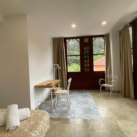 Hotell La Casona & Castro Urdiales